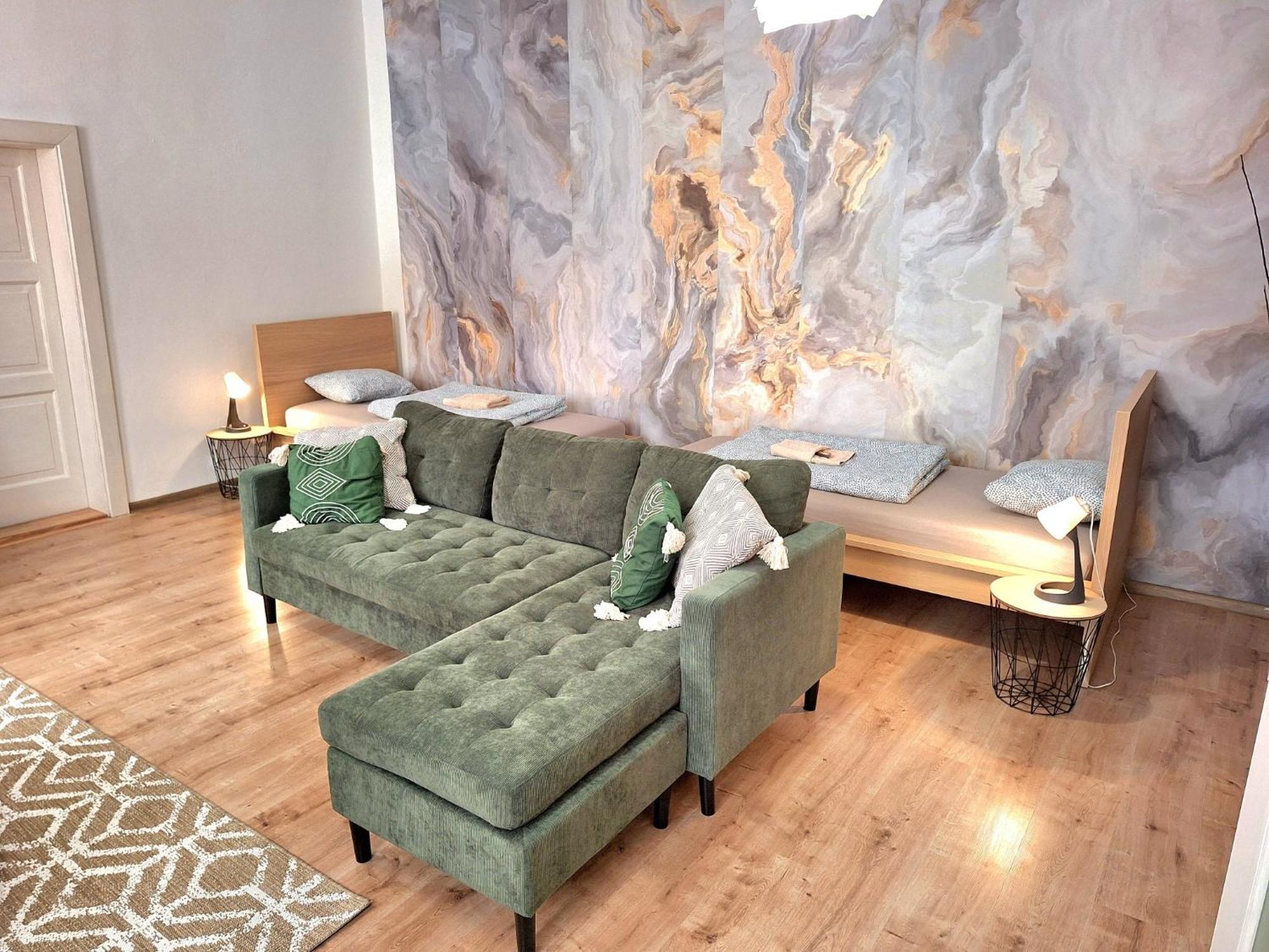 Emma - Old Town Apartman